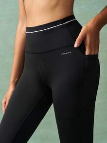 VARSIVA 女式露背挂脖长袖上衣和运动紧身裤套装 - 黑色 - 查看 9