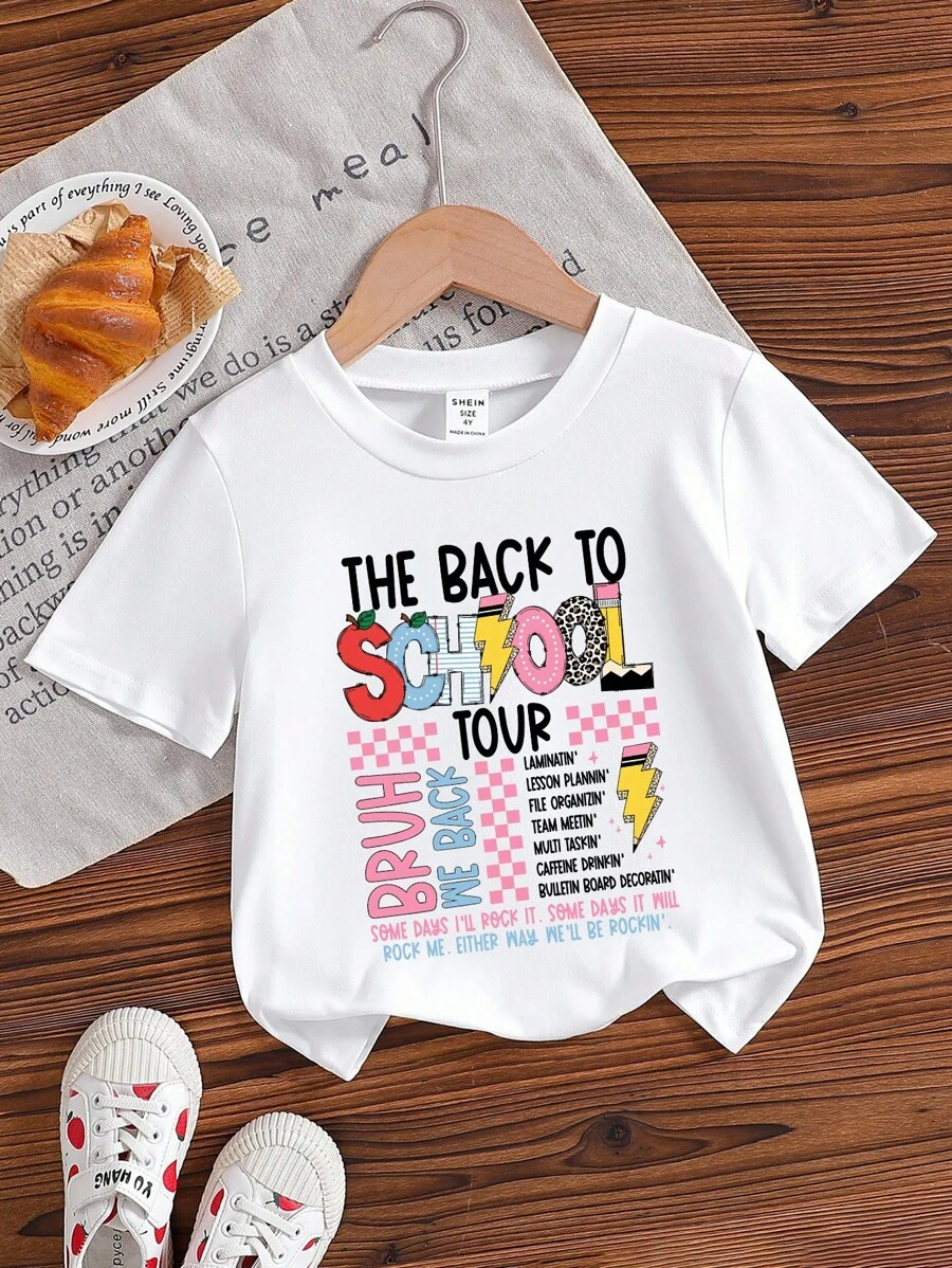 SHEIN 年轻女孩“返校之旅”图案印花圆领短袖白色 T 恤，适合返校季的上衣