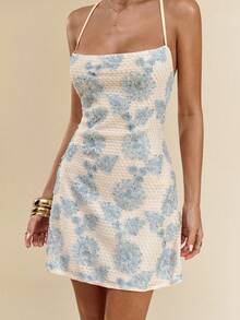 SHEIN BAE فستان قصير جداً من نسيج محبوك لمرأة، ذو ربطة عنق منخفضة الظهر وقصة مزهرة، نسيج محبوك ذو ملمس ملون بالأزرق اللون