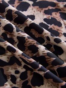 SHEIN VCAY CURVE Plus Size Bikini Set, Bandeau Top With Triangle Bottoms, Fashionable For Summer Swim Suits For Women Women Bikini Sets Bathing Suits Women Set Bathing Suits For Women Leopard Print Bikini Summer Women Bikini Sets