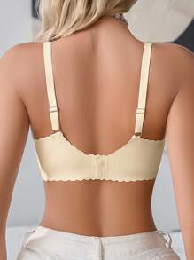 1pc Casual Seamless Mesh Splice Solid Scallop Trim Adjustable Wireless Removable Padded Bra For Women - Beige - View 2
