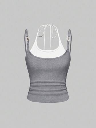 Camiseta de tirantes con colgante metálico 2 en 1 Y2K