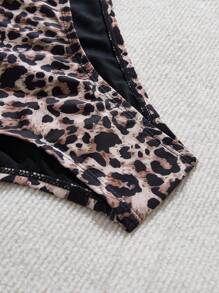 SHEIN VCAY CURVE Plus Size Bikini Set, Bandeau Top With Triangle Bottoms, Fashionable For Summer Swim Suits For Women Women Bikini Sets Bathing Suits Women Set Bathing Suits For Women Leopard Print Bikini Summer Women Bikini Sets