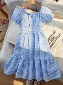 SHEIN 1 件女童格子泡泡袖连衣裙，腰部收褶牛津布束腰连衣裙，适合度假和户外穿着 - 彩色 - 查看 1