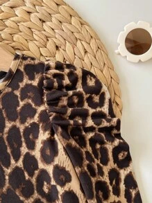 SHEIN Baby Girl Leopard Print Elastic Knit Long Sleeve Bodysuit Fall Winter