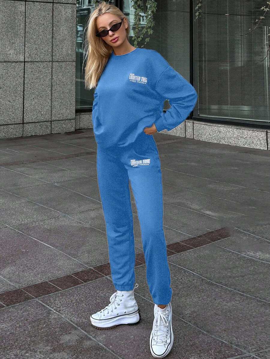 EURMUSE Ensemble de Sweat-shirt et pantalon de jogging en coton pour femmes, style décontracté, avec motif lettre et épaules dénudées - Bleu ciel - Voir 1