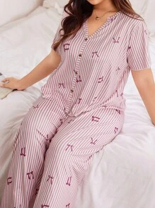 SHEIN 加大码女式柔软舒适条纹蝴蝶结印花短袖上衣和裤子睡衣套装 - 粉色 - 查看 5