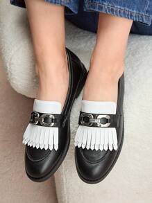 Rosivie Sepatu Loafer Kasual Wanita dengan Desain Rumbai dan Warna Kontras untuk Pemakaian Sehari-hari - Hitam - View 11