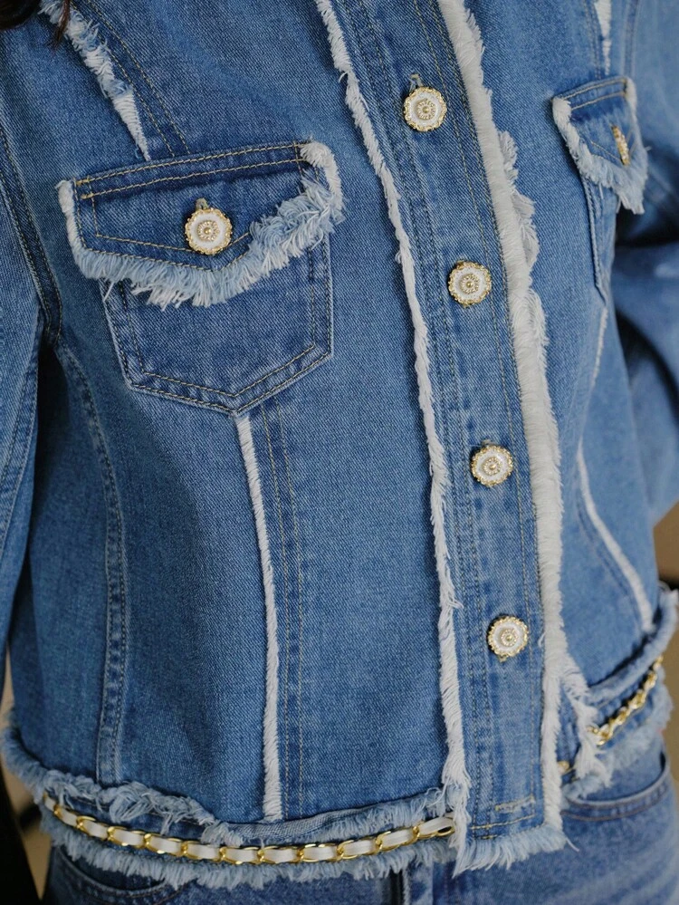 Veste en jean à boutonnage simple avec ourlet brut