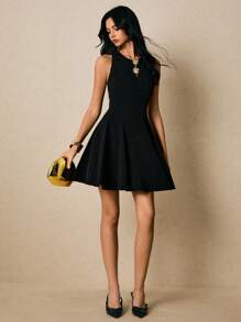 Poéselle Vestido mini de moda para mujer con decoración de flor metálica, cuello redondo y sin mangas - Negro - Ver 1