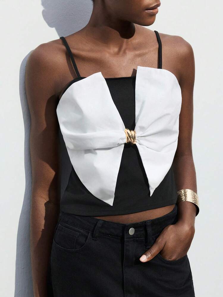 SHEIN Maija Women's Black & White Color Block Summer Top, Versatile & Elegant Urban Fashion, Comfortable Fitted Top With Bow Decor, Suitable For Business Casual, Social Occasions, Music Concerts