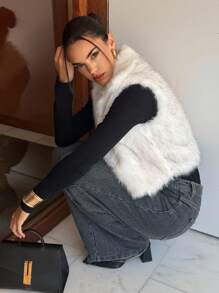 Siren Gaze Autumn/Winter New Fashion Street Faux Fur Vest For Women Casual - Apricot - View 7