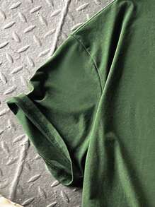 SHEIN Camiseta de manga corta con gráfico de texto para adolescentes y jóvenes, cómoda camiseta de cuello redondo de color liso para ir y venir, escuela, diario, vacaciones, deportes, fiesta, primavera/verano - Verde militar - Ver 7