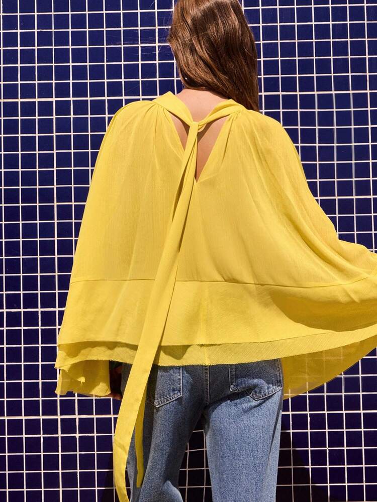 SHEIN Maija Blouse ample à manches chauve-souris et ourlet volant, couleur unie, mode d'été pour femmes en vacances, automne, sortie. Hauts pour femmes en vacances, automne, bohème