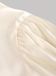 SHEIN MOD 女士米色裹身系带蝴蝶结蝙蝠袖衬衫、女士衬衫、闪光衬衫、新年上衣 - 米色 - 查看 3