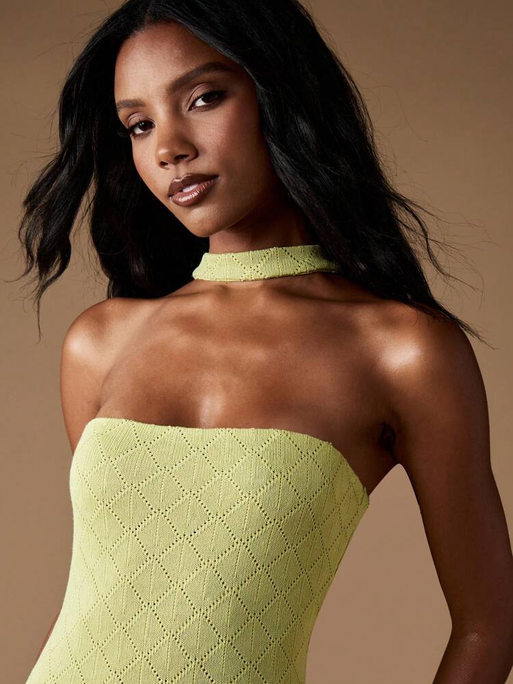 MISSGUIDED Ribbed Knit Mini Dress With High Neck Choker Christmas