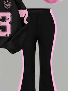 SHEIN Explorewe 1 套女童休闲字母蝴蝶结印花圆领卫衣和裤子套装，粉色和黑色拼色，适合秋冬