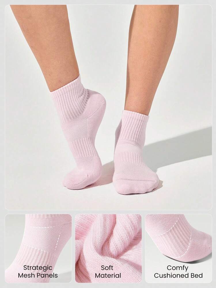 5 Pairs Socks Soft Ventilated Mesh With Embroidered Logo Workout Daily Casual