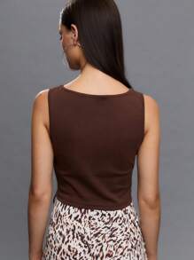 TypaGal A Punk Meets Streetwear Essential: This Brown Cropped Tank Features Silver Eyelets And Lace-Up Sides, Channeling DIY Energy And Attitude. Ideal For Layering Over Jeans, Shorts, Or Skirts To Build A Bold, Grunge-Infused Look. - Brown - View 2