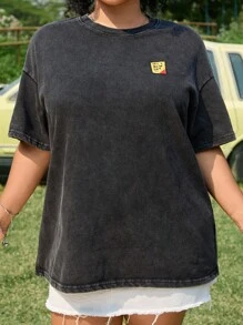 SHEIN EZwear Camiseta de ajuste holgado con estampado de flores desgastado, lavado con ácido, efecto vintage, tejido y patrón graffiti, con etiqueta, talla grande - Negro - Ver 3