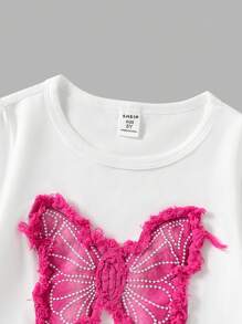 SHEIN 2 件套年轻女孩针织短袖 T 恤，带蝴蝶结刺绣设计和工装裤，时尚夏季儿童蝴蝶装女孩女孩裤子和上衣女孩工装裤套装蝴蝶衬衫女孩，学校，校园，大学暑假返校服装