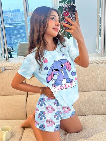 SHEIN Söt tecknad Lulu kanin, stygnmönster, tie-dye himmelsblå, tween flickor casual minimalistisk rund halsringning kortärmade shorts pyjamasset, lämplig för sommaren, chill chill, sommarkläder, enkel komfort, snygga barn, vardagskläder, barnkläder med grafiska motiv, tillbaka till skolan