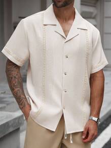 Manfinity CasualCool 男式爷爷领前扣度假短袖衬衫 - 杏色 - 查看 6