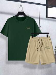 Manfinity Homme Bộ 2 áo thun cổ tròn tay ngắn in khẩu hiệu thường ngày dành cho nam kèm quần short cạp rút - Nhiều màu - Xem 2