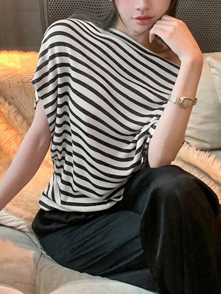 Striped Oblique Neck Short Sleeve Loose Casual T-Shirt, Flattering