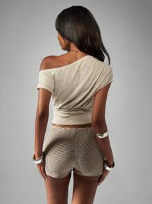 MISSGUIDED 露肩褶饰短款上衣休闲夏季船领宽腰合身罗纹针织衫假日沙滩装时尚街头风格节日服装 - 杏色 - 查看 2