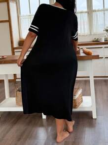 SHEIN Comfortable Black Plus Size Sleep Dress With Striped Drop Shoulders And Casual Design Black Lounge Dress - Black - View 2