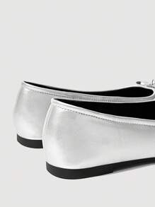 SheIn MOD Women's Round Toe Bow Classic Retro Flat Shoes - Silver - View 4