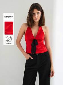 Maija 女式红色前开叉蝴蝶结露背设计吊带背心，春夏时尚，优雅都市时尚设计，细肩带，胸部省道，欧根纱蝴蝶结细节，镂空后背，浪漫，精致，邮轮装，合身，商务休闲 - 紅色 - 查看 1