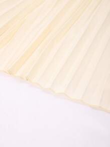 少女纯色不对称翻领腰部收腰褶皱连衣裙，别致优雅