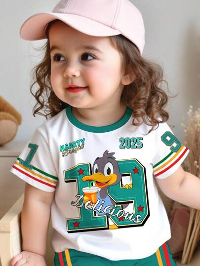 SHEIN 女婴休闲时尚运动衫款式，19号印花，英文字母和卡通图案，学校和学院风短袖圆领上衣，适合夏季，女婴服装