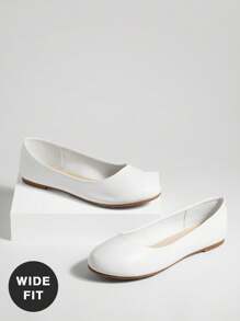 SHUZIA Wide-Fit Women's Elegant Minimalist Ballet Flats - White - View 3