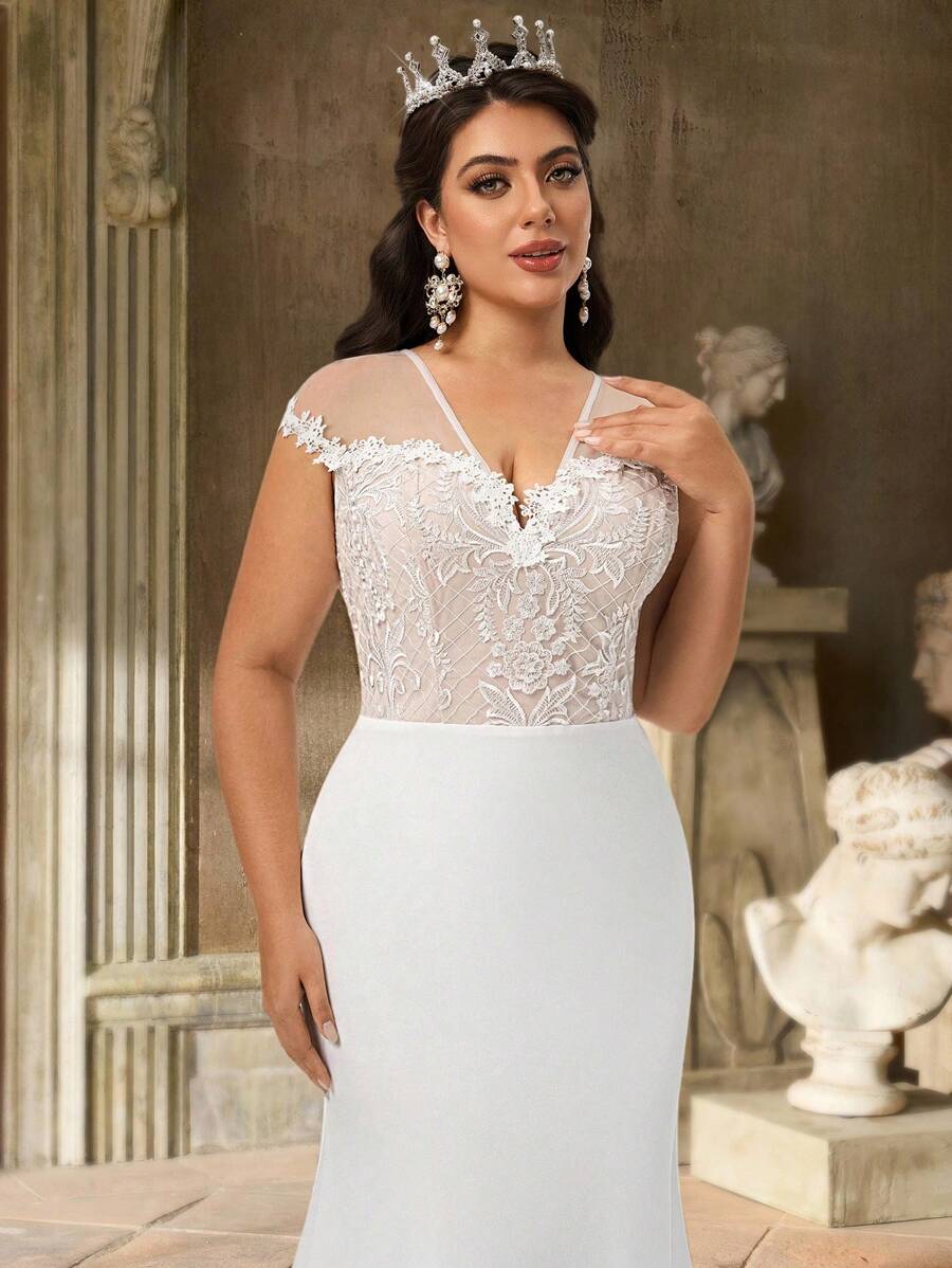 Aureia Plus Size Elegant Luxurious Sweetheart Neckline Off-Shoulder Ruffle Back Floral Applique Decor High Waist Bodycon Mermaid With Long Train Bridal Wedding Dress