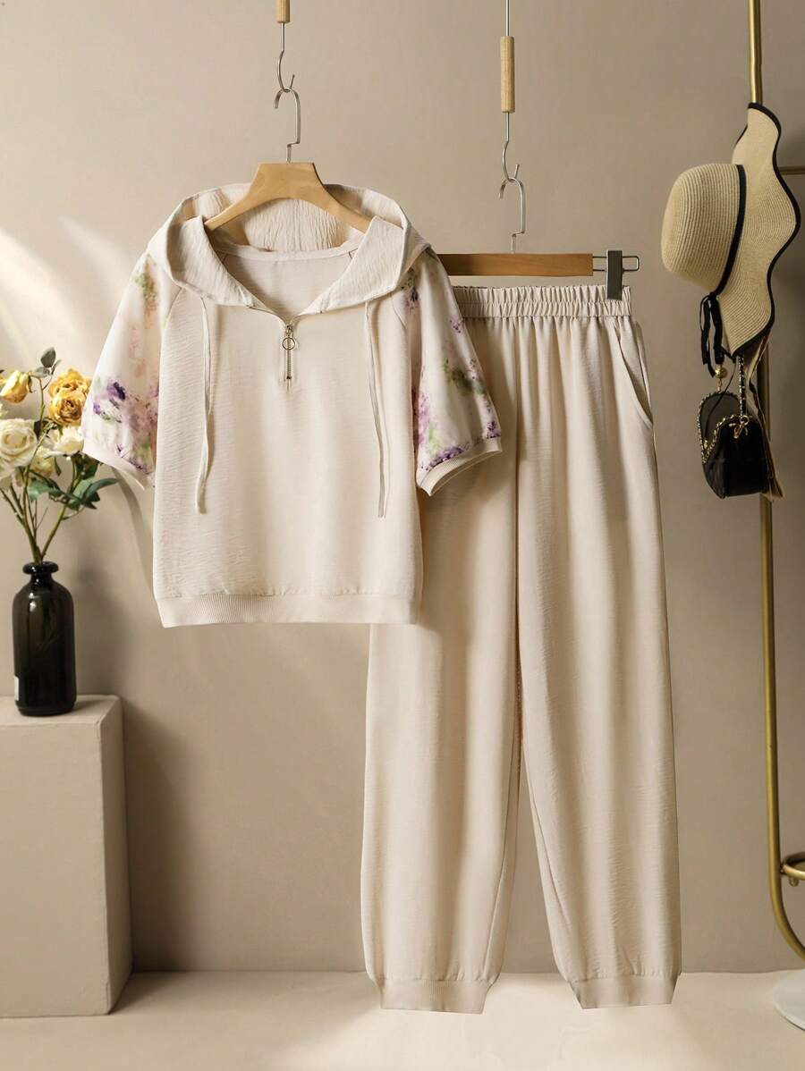 SHEIN Lacomfia 2件套花卉印花连帽上衣和裤子休闲运动套装