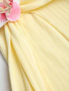 Sweetra Petite Đầm dài hở vai họa tiết hoa lan thanh lịch mùa xuân/hè cho kỳ nghỉ - Màu vàng - Xem 3