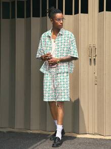 AXEPEAK 2pcs/Set Men's All-Over Print Short Sleeve Single-Breasted Shirt And Shorts Casual Suit