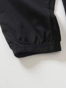 Genkimix Kids Set de 2 piezas para niños pequeños con camisa de manga larga a cuadros estilo nuevo + pantalón suelto con cordón, silueta clásica de camisa a cuadros, cierre con botones para facilitar el uso, pantalón de pierna entallada agrega moda y previene el aire frío, adecuado para el uso diario en la escuela, el patio de recreo y las compras