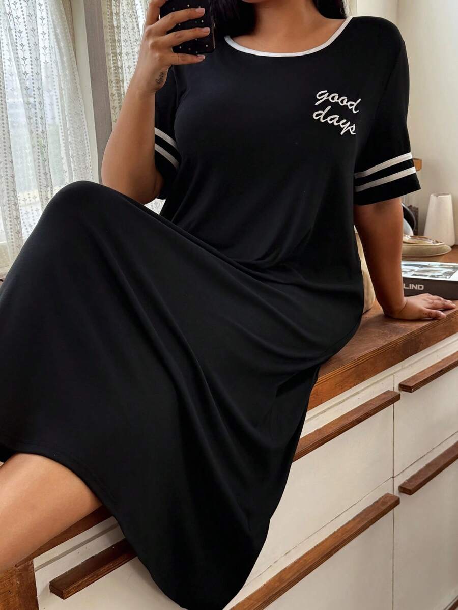 SHEIN Comfortable Black Plus Size Sleep Dress With Striped Drop Shoulders And Casual Design Black Lounge Dress - Black - View 1
