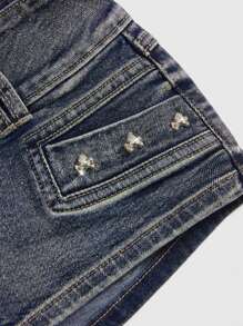 ROMWE Grunge Punk 大码女式韩流复古做旧骷髅铆钉牛仔短裤，返校季