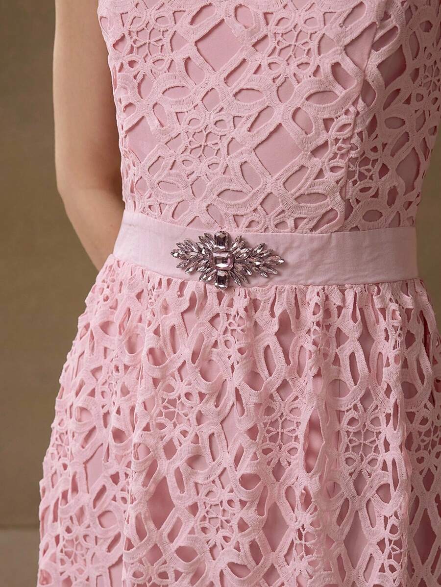 MOTF PREMIUM GUIPURE LACE OVERLAY RHINESTONE WAIST DRESS - Pink - View 2