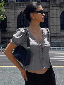 DAZY 女式蕾丝拼布V领泡泡袖衬衫，夏季 - 深灰色 - 查看 3