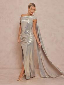 Lumalex Robe asymétrique à épaules dénudées, froncée, à ceinture, avec fente haute, métallique et brillante, avec dos nu pour femmes