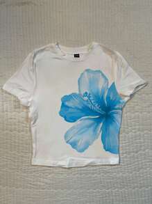 Attitoon Women's Round Neck Short Sleeve Fitted T-Shirt, Blue Floral Print, Vintage Style Suitable For Y2K, For Summer Floral Crop Top Flower Top Blue Floral Crop Top Suitable For Going Out