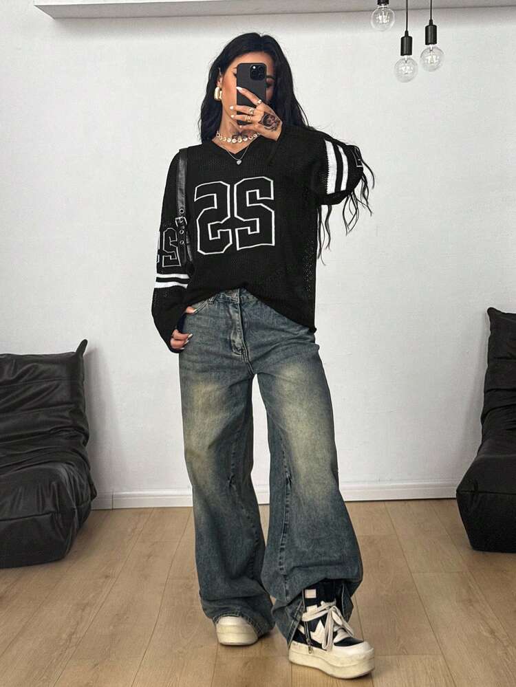 Coolane 男女情侣同款针织条纹数字印花超大针织罩衫，秋冬季跨年/情人节 - 黑色 - 查看 4