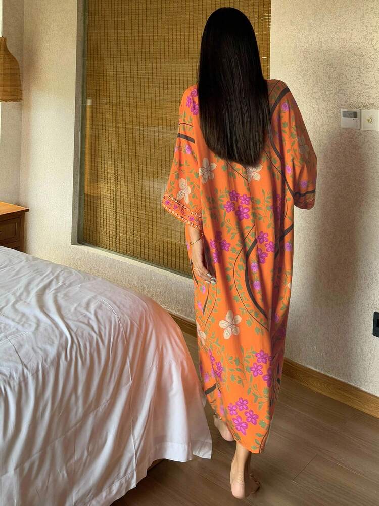 Floral Print V-Neck Loose Women Nightgown