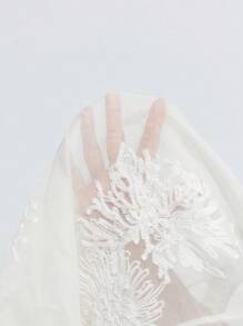 Maija 大码女式缺口V领插肩袖宽松透明衬衫 - 白色 - 查看 8